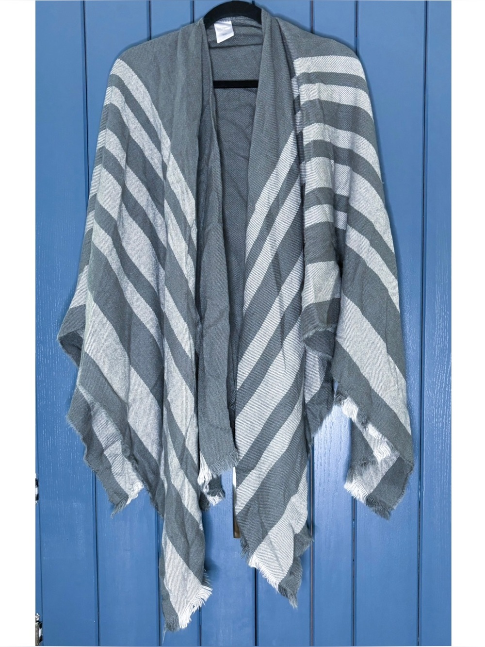 Payless Gray Striped Shawl with Fringe Trim Boho Hippie Peasant Indie Lagenlook